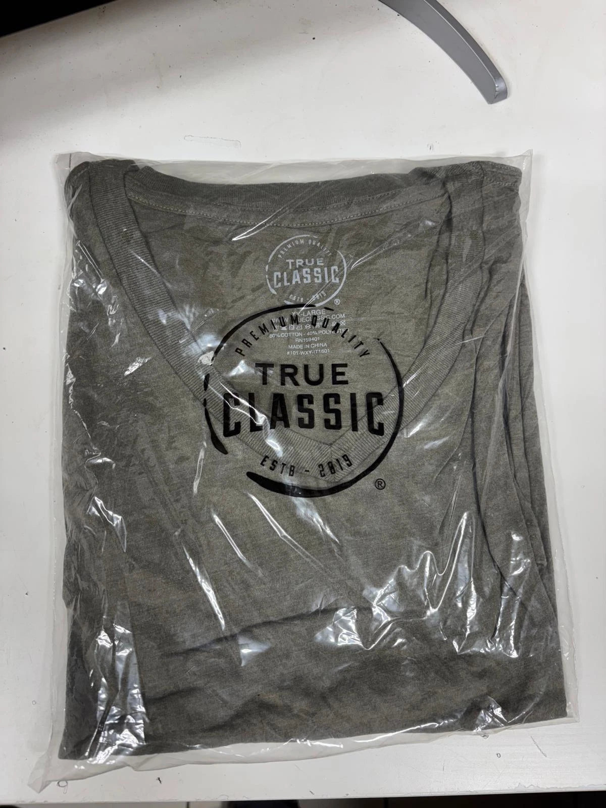 3 Pack True Classic Mens T-Shirts - Short Sleeve Crew Neck Plain, Carbon, M