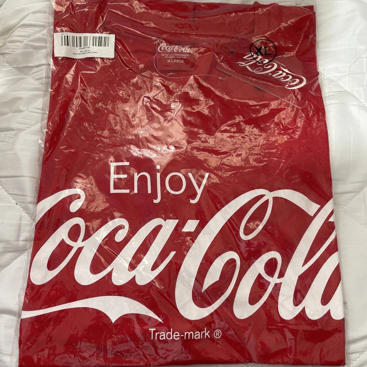 Official Coca-Cola Printed Cotton T-Shirt Crew Neck XL new in packaging FREEPOST