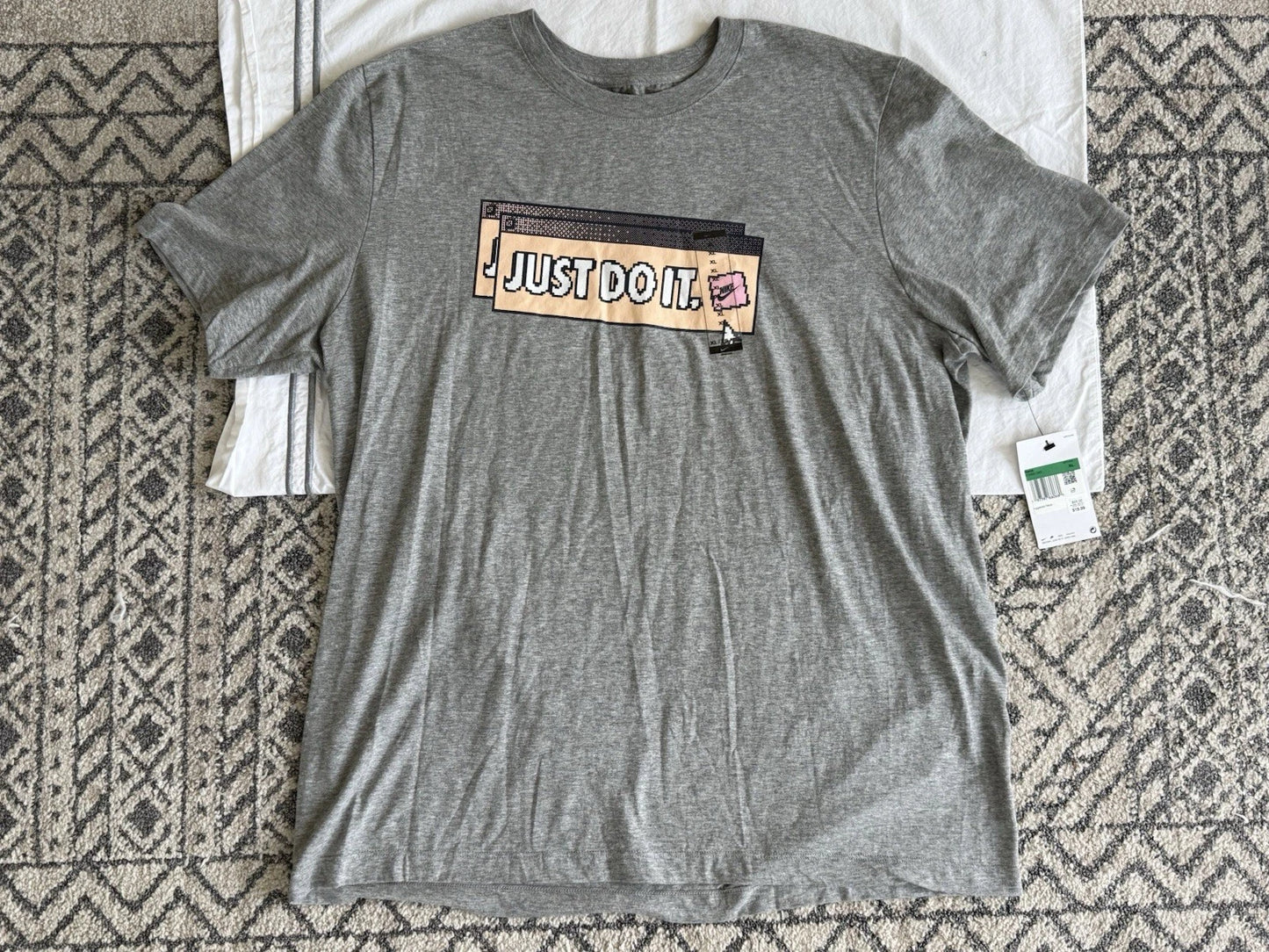 Nike Mens Just Do It Pixel Graphic T-Shirt XL Grey HF0460-063 NWT Y2K Art