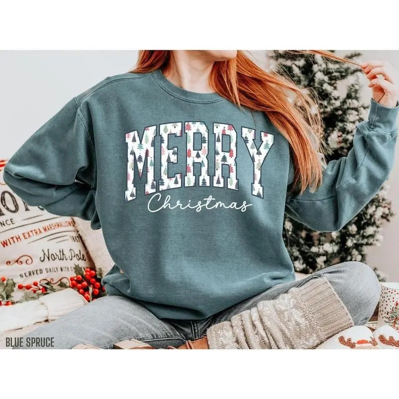 Merry Christmas Sweatshirt, Christmas Crewneck Women Holiday Sweatshirt, Cute Xmas Sweatshirt Cozy Winter Cotton Womenswear