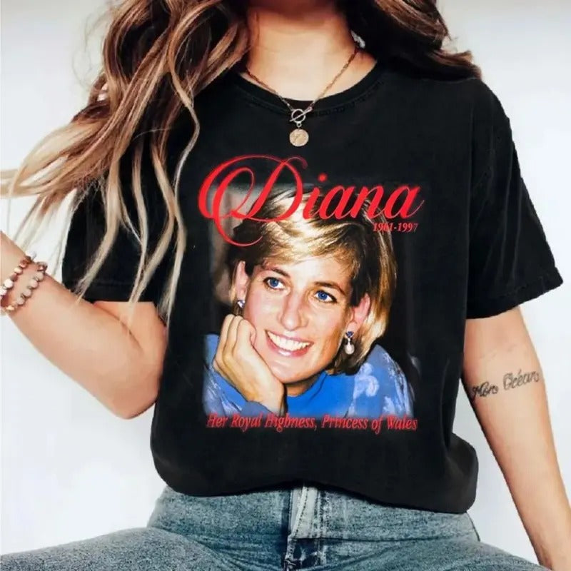 Priiincesss Diianaaaa M0byyyy Thrrriftttt Tee Shirt, Unisex Short Sleeve Tee