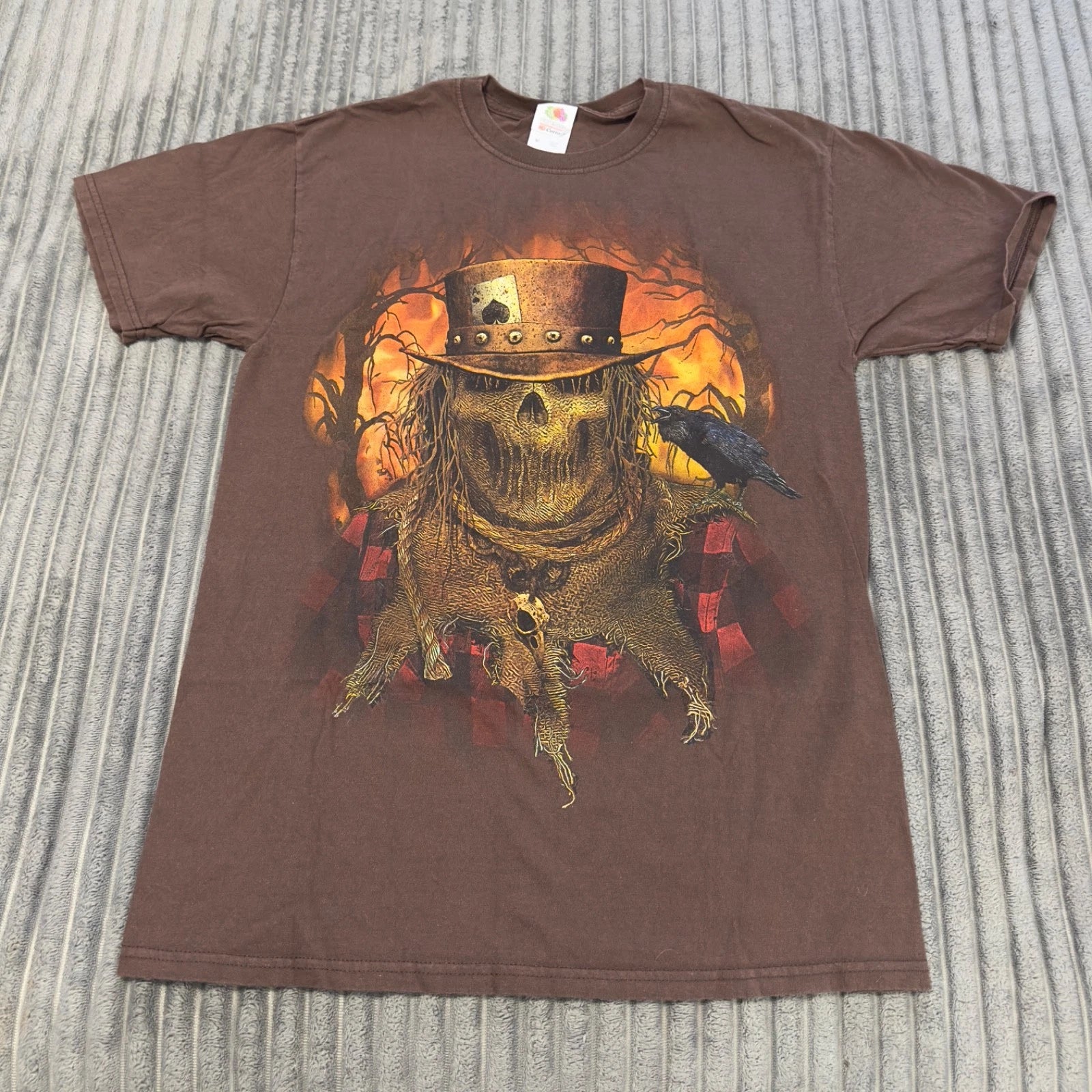 Y2K Scarecrow T-Shirt Mens M Brown Graphic Grunge Gambler Reaper Skeleton