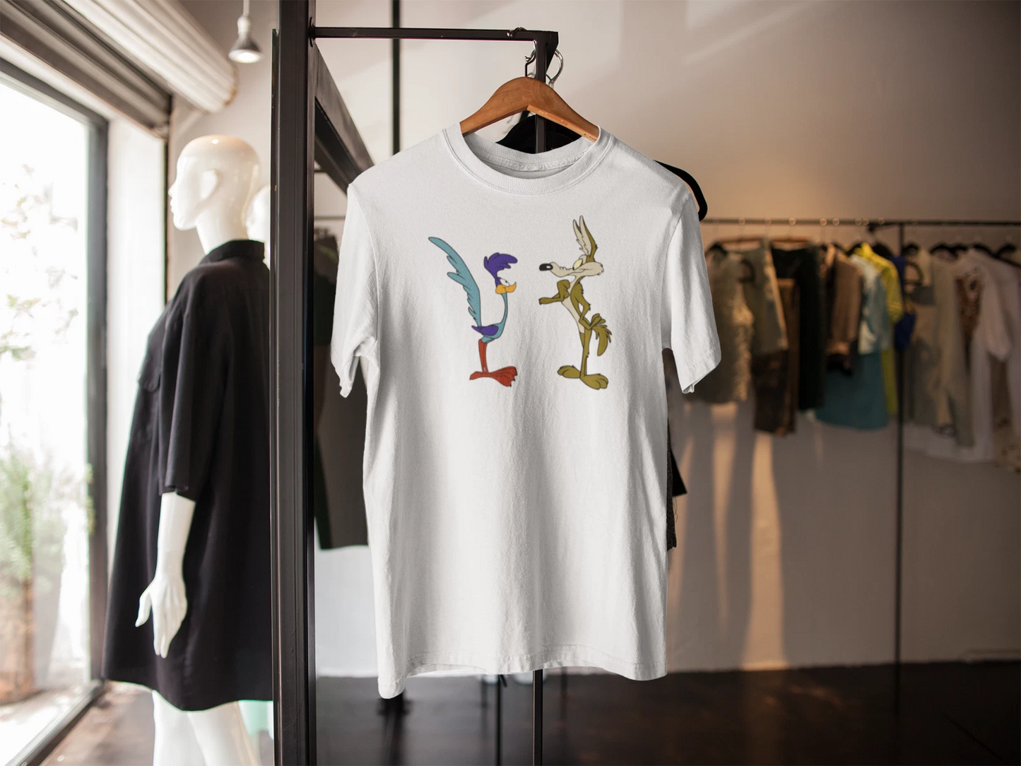 WILE E COYOTE ROAD RUNNER T SHIRT FUNNY RETRO ADULTS KIDS