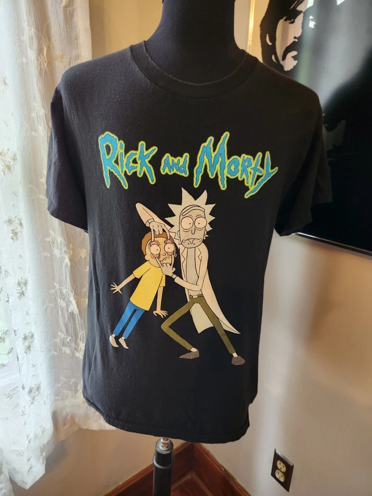 Rick & Morty Big Eyes Mens Large Black Cotton Funny Cartoon Adult Swim Tee