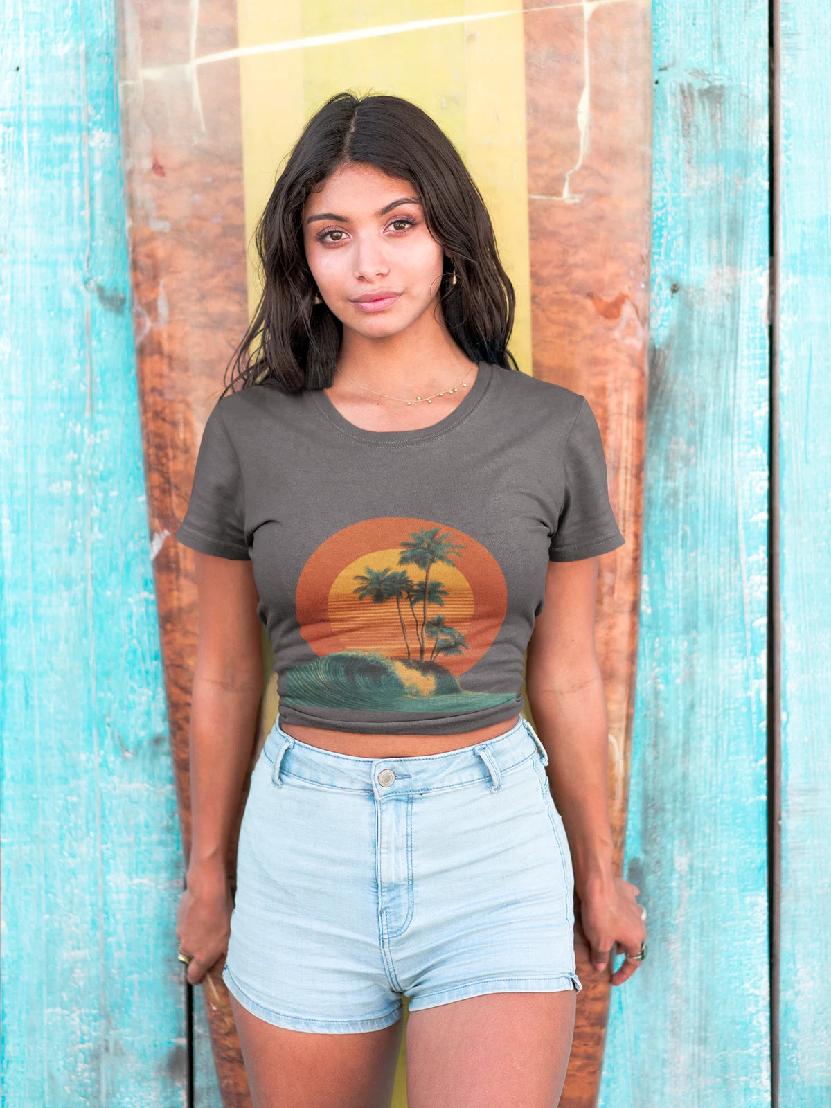 Retro Palm Sunset T-Shirt | Friends That Travel Together Back Print