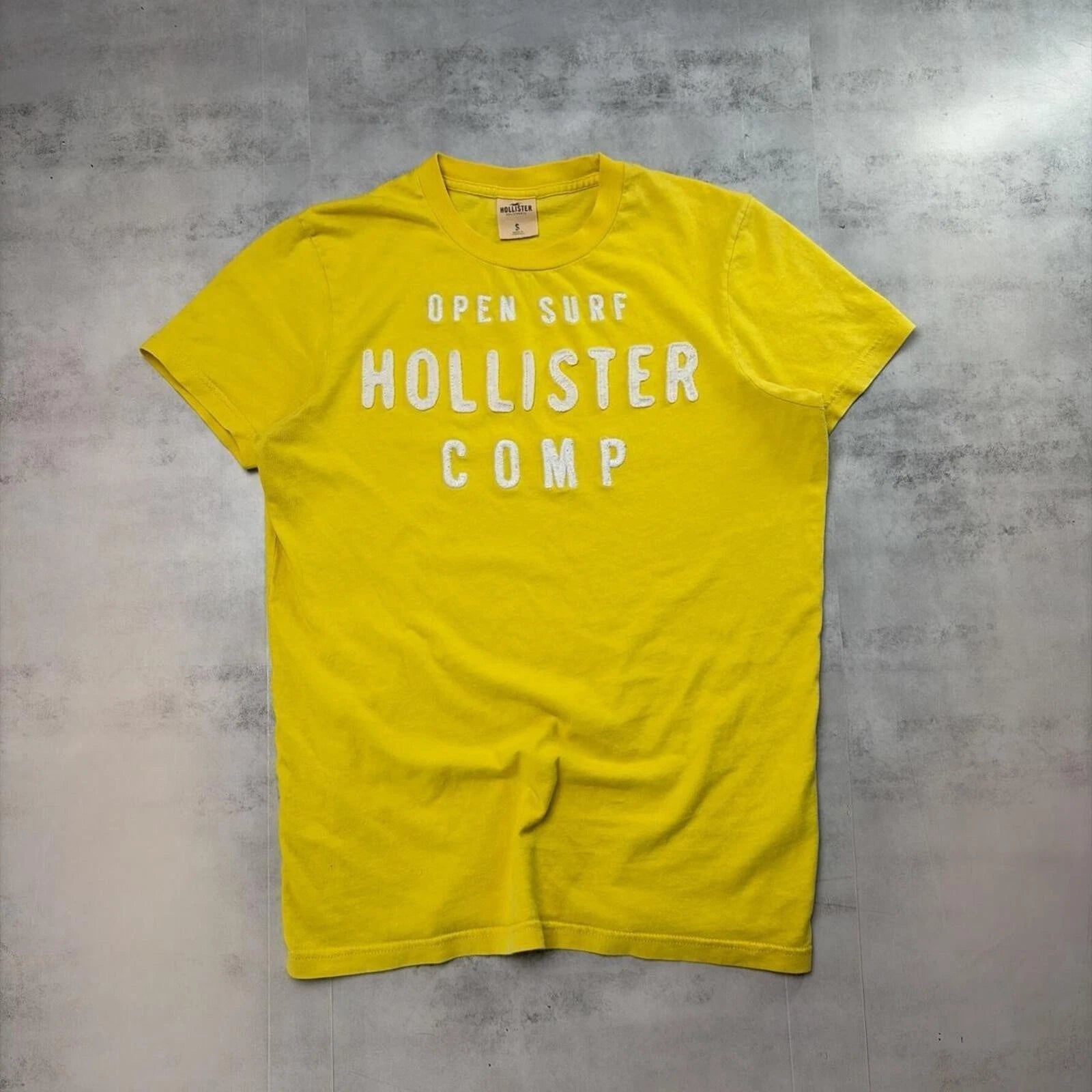 Y2K Yellow Hollister Surf Grunge T-Shirt