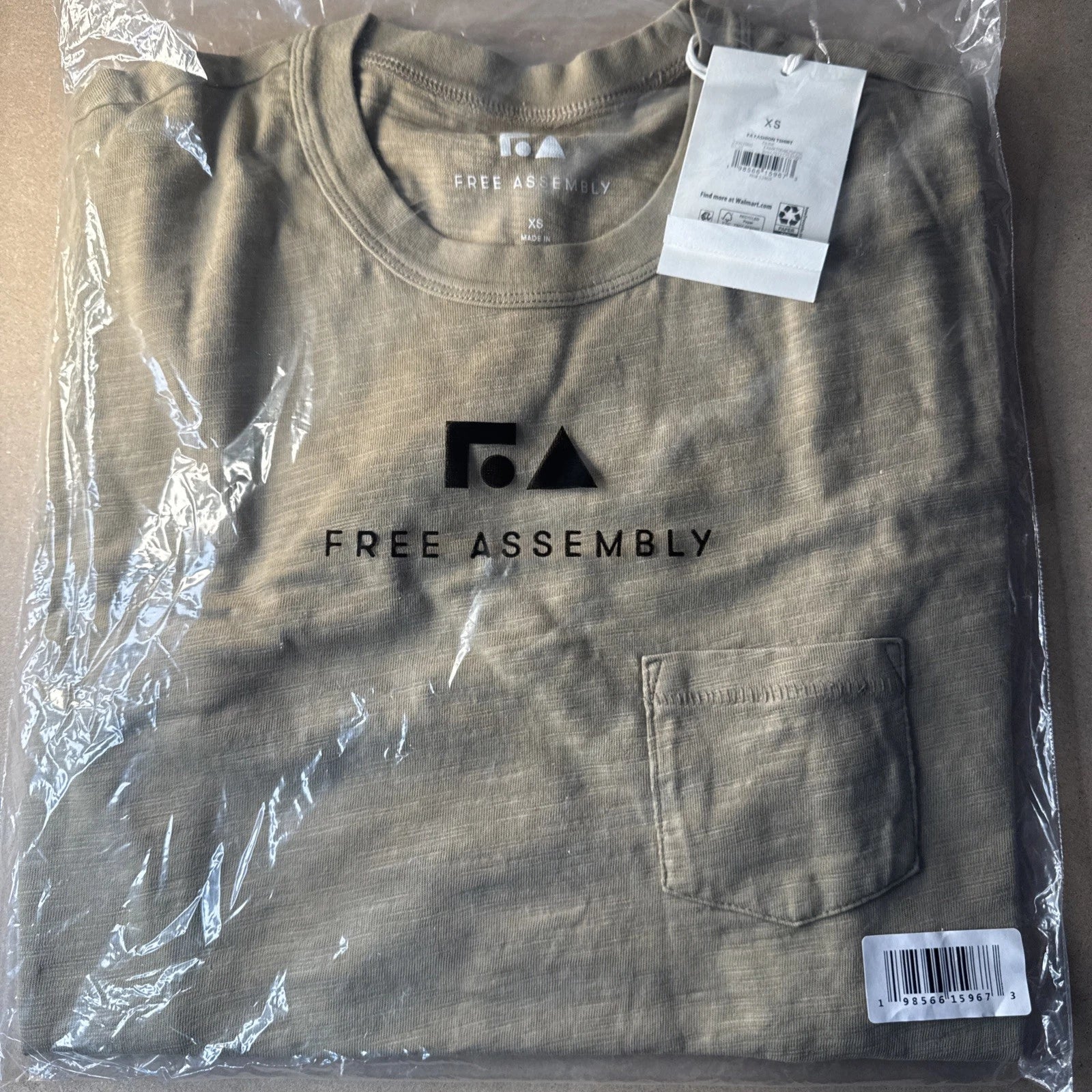 Free Assembly - Premium Crew T-Shirt - Mens Sz XS Color Dune - Soft Cotton Blend