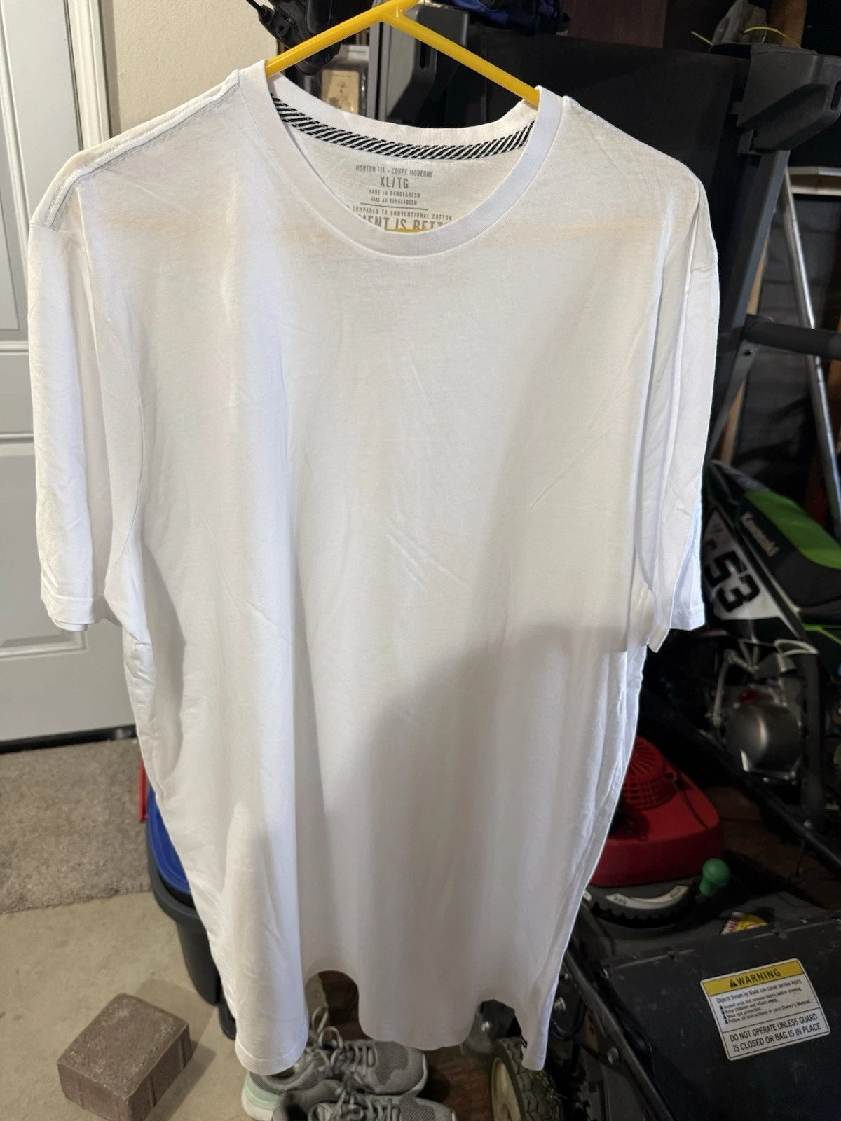 Brand New Volcom Solid White Shirt Size XL