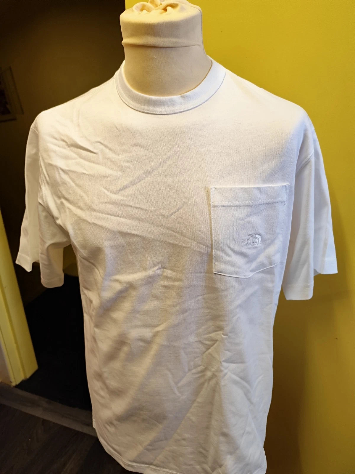 The North Face Men's T-Shirt Simple Dome, Short Sleeve, Casual Tee, Size S
